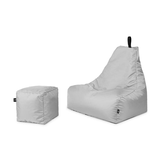 Lounge-Sessel mit Hocker